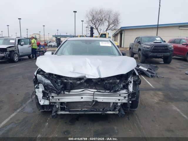 4T1T11BK2NU060596 Toyota Camry Se Awd
