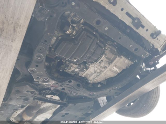 4T1T11BK2NU060596 Toyota Camry Se Awd