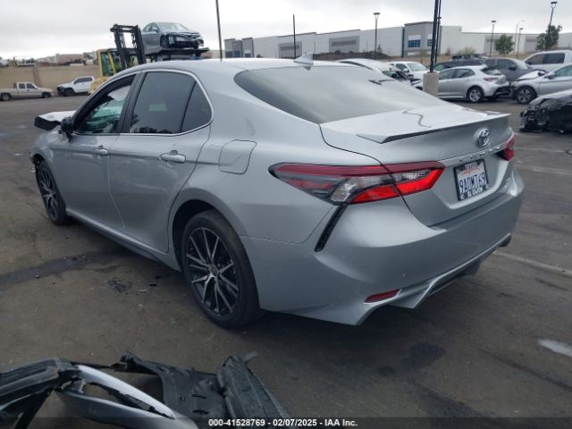 4T1T11BK2NU060596 Toyota Camry Se Awd