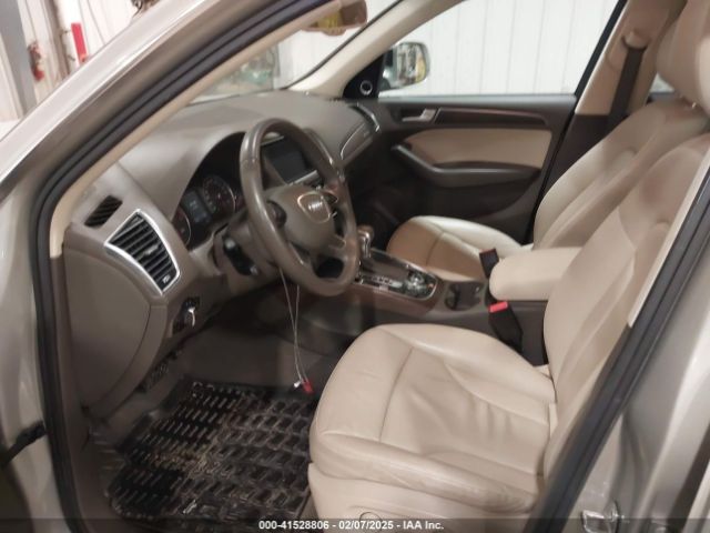 WA1LFAFP1EA075646 Audi Q5 2.0t Premium