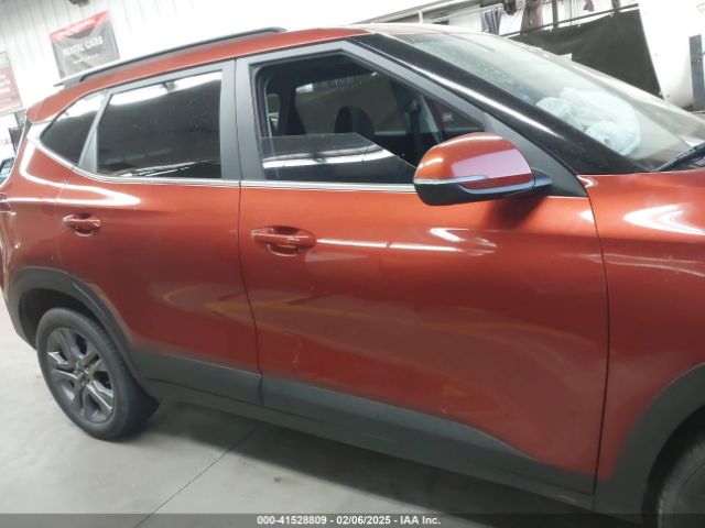 KNDEU2AA4M7188614 KIA SELTOS S