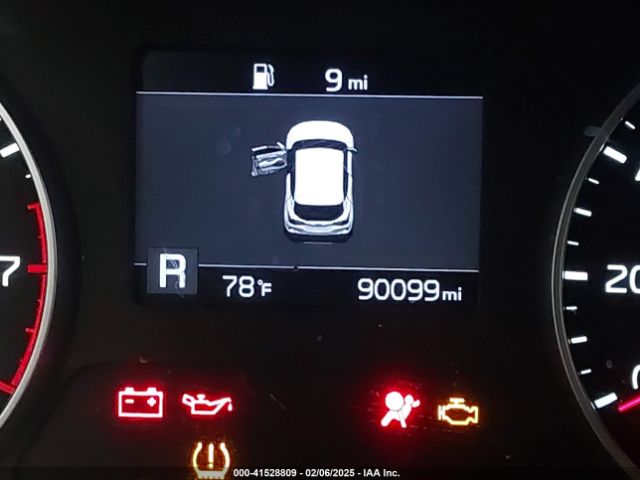 KNDEU2AA4M7188614 KIA SELTOS S