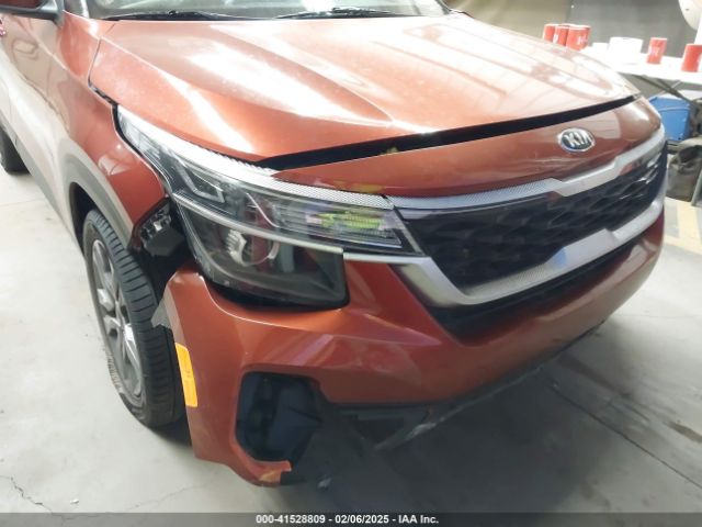 KNDEU2AA4M7188614 KIA SELTOS S