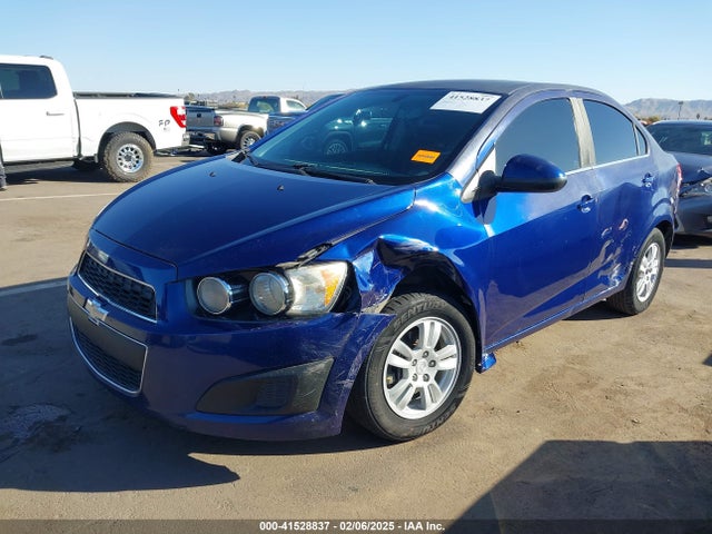 Chevrolet Sonic Lt Auto 2014 1G1JC5SH2E4129393 Image 2
