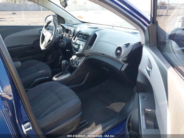 Chevrolet Sonic Lt Auto 2014 1G1JC5SH2E4129393 Image 5