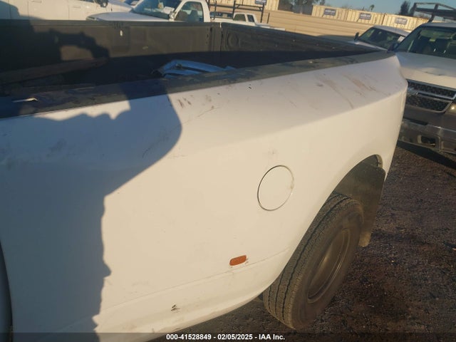 Auction sale of the 2018 Ram 3500 Tradesman  4x4 8' Box, vin: 3C63RRGL5JG120386, lot number: 41528849