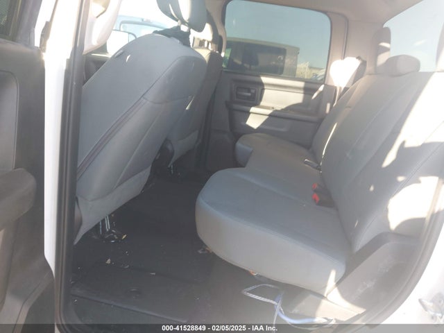 Auction sale of the 2018 Ram 3500 Tradesman  4x4 8' Box, vin: 3C63RRGL5JG120386, lot number: 41528849