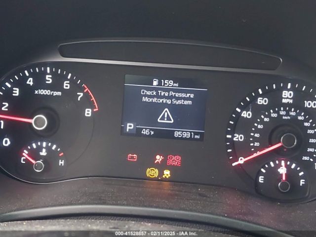 KNDJ23AU5N7810935 KIA SOUL LX