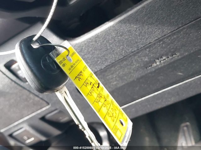 5TDXK3DC1GS714094 Toyota Sienna Se 8 Passenger
