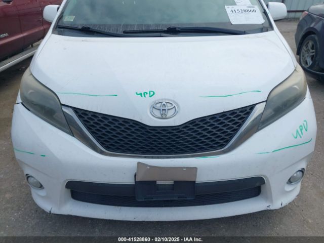 5TDXK3DC1GS714094 Toyota Sienna Se 8 Passenger