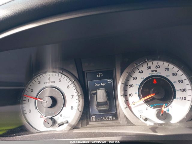 5TDXK3DC1GS714094 Toyota Sienna Se 8 Passenger