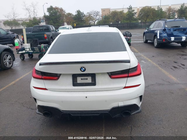 3MW5R1J02M8C19938 BMW 330I