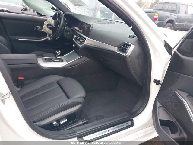 3MW5R1J02M8C19938 BMW 330I