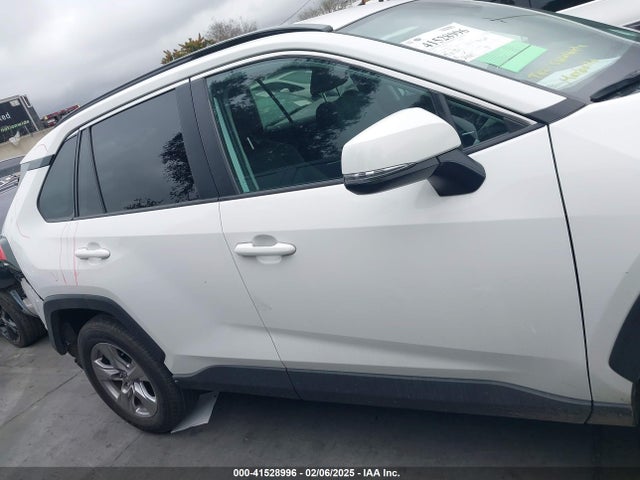 Toyota Rav4 Xle 2022 2T3W1RFV8NC211823 Image 13
