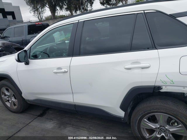 Toyota Rav4 Xle 2022 2T3W1RFV8NC211823 Image 14