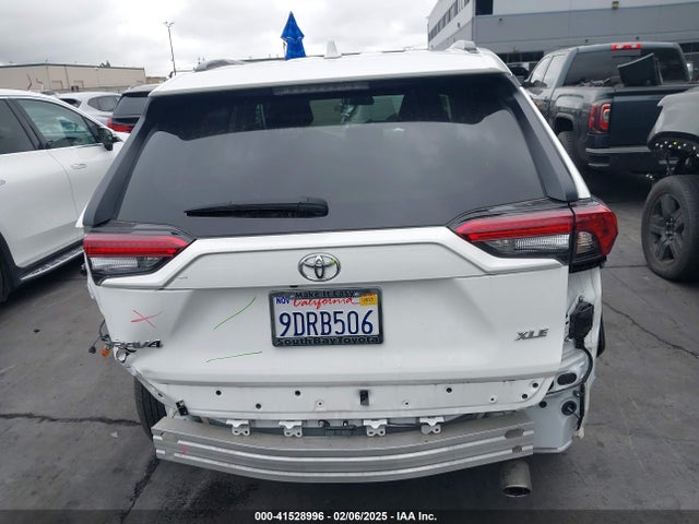 Toyota Rav4 Xle 2022 2T3W1RFV8NC211823 Image 16