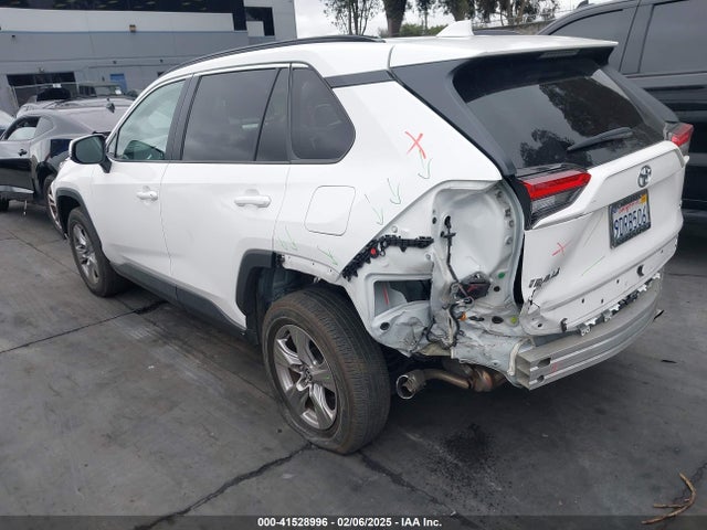 Toyota Rav4 Xle 2022 2T3W1RFV8NC211823 Image 3