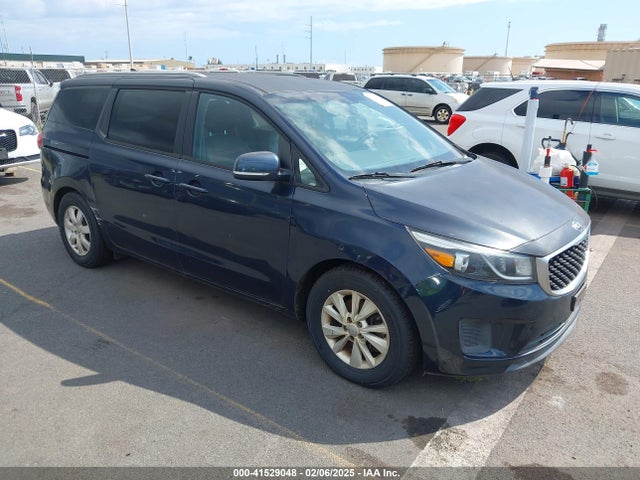 KIA SEDONA LX 2016 KNDMB5C18G6128037 Image 1
