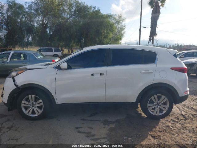 KNDPM3AC9H7142198 KIA Sportage Lx