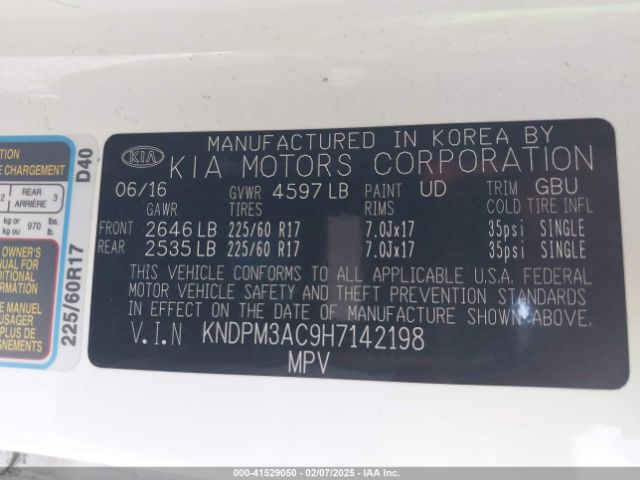 KNDPM3AC9H7142198 KIA Sportage Lx