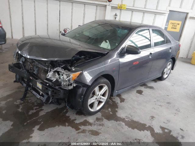 4T1BF1FK9EU402889 Toyota CAMRY SE