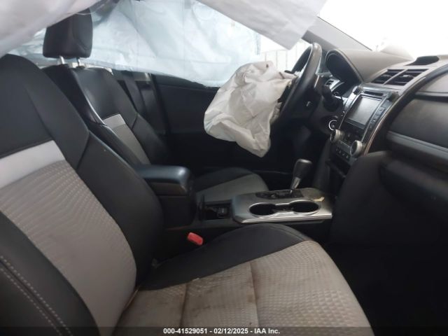 4T1BF1FK9EU402889 Toyota CAMRY SE
