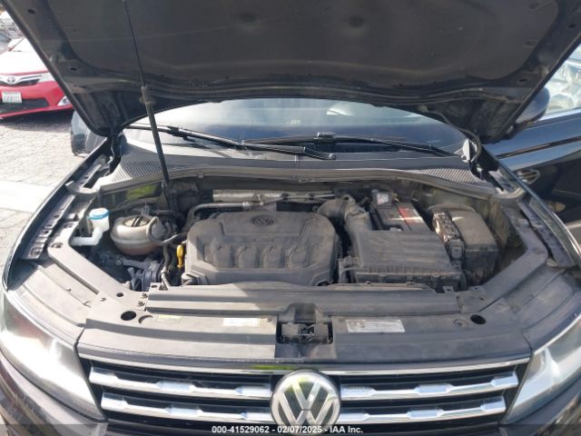 3VV3B7AX0JM002858 Volkswagen Tiguan 2.0t Se/2.0t Sel
