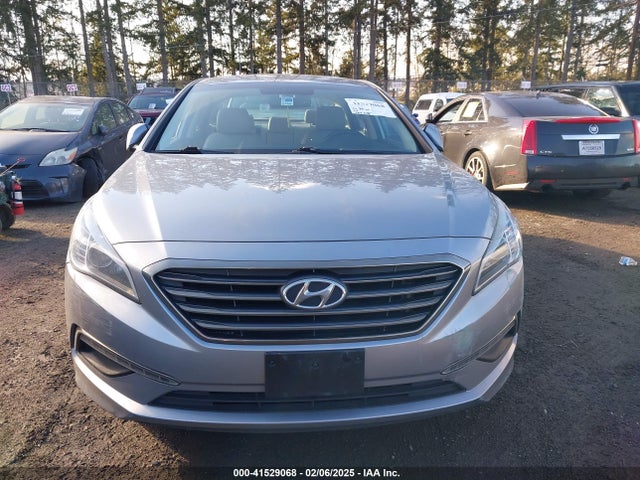 Hyundai Sonata Limited 2015 5NPE34AFXFH195561 Image 11