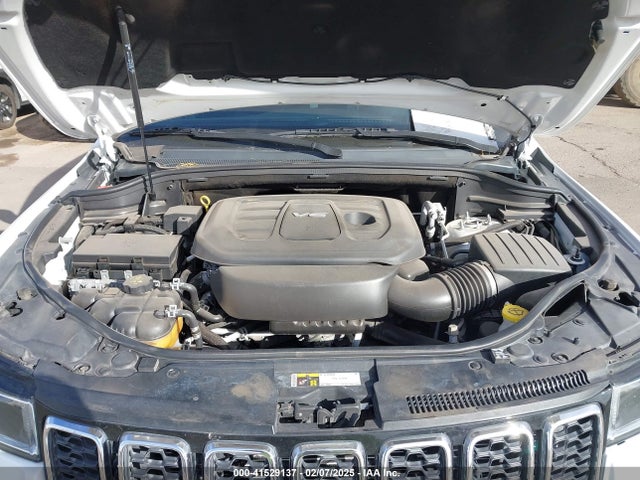 1C4RJEAG0KC603853 Jeep Grand Cherokee Laredo E 4x2