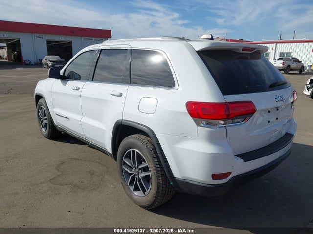 1C4RJEAG0KC603853 Jeep Grand Cherokee Laredo E 4x2