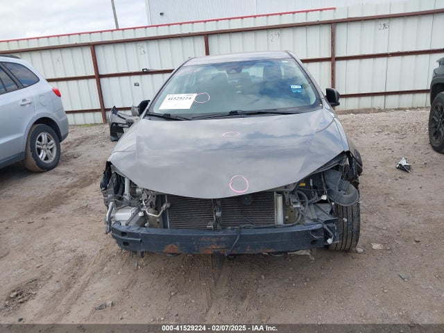 Toyota COROLLA SE 2018 5YFBURHEXJP766293 Image 13