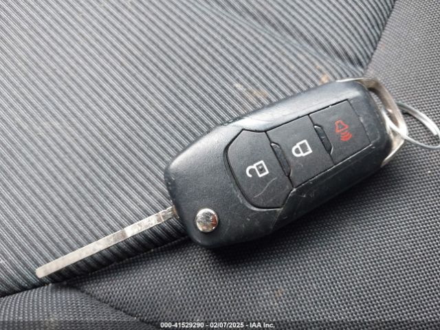 3FTTW8E9XNRA95501 Ford Maverick Xl