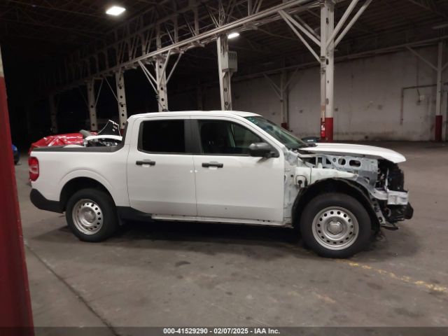 3FTTW8E9XNRA95501 Ford Maverick Xl