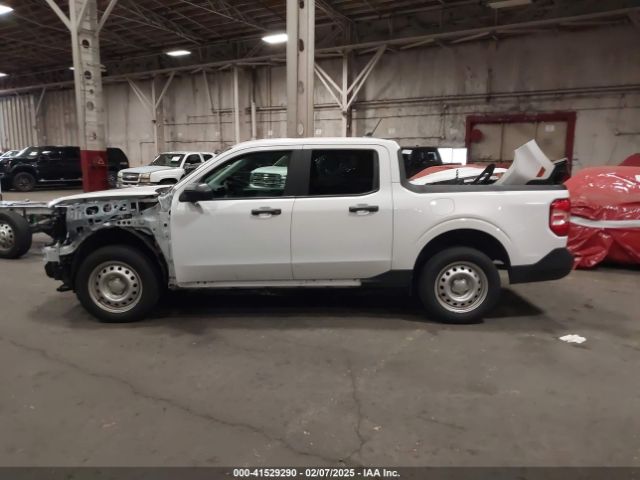 3FTTW8E9XNRA95501 Ford Maverick Xl