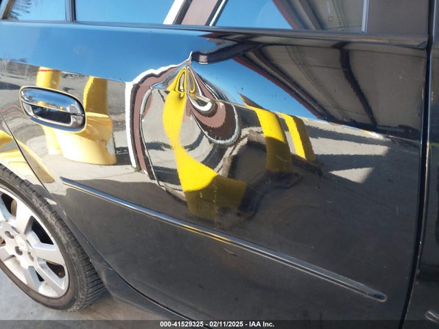2006 CADILLAC CTS 1G6DP577360126880 Photo 5