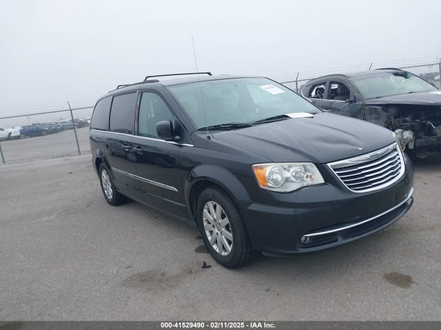 Chrysler Town & Country Touring 2016 2C4RC1BG7GR284452 головне зображення