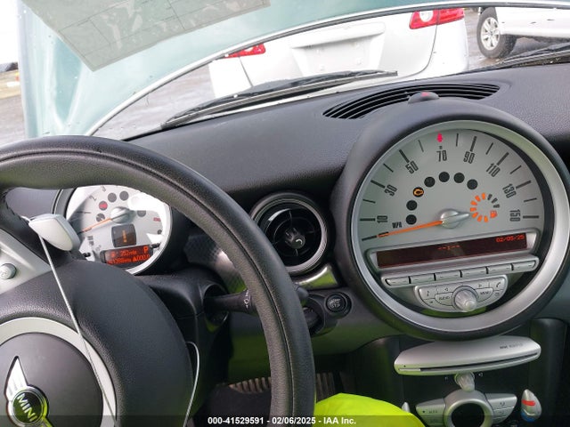 2008 MINI COOPER S WMWMF73548TV36554 Photo 6