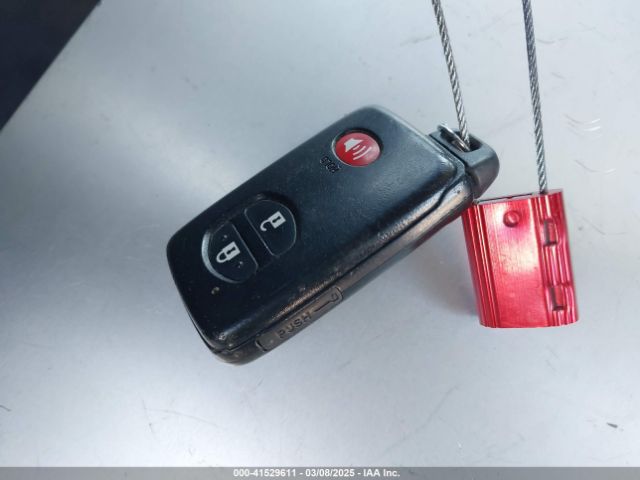 JTDKN3DU8F0426195 Toyota Prius Four