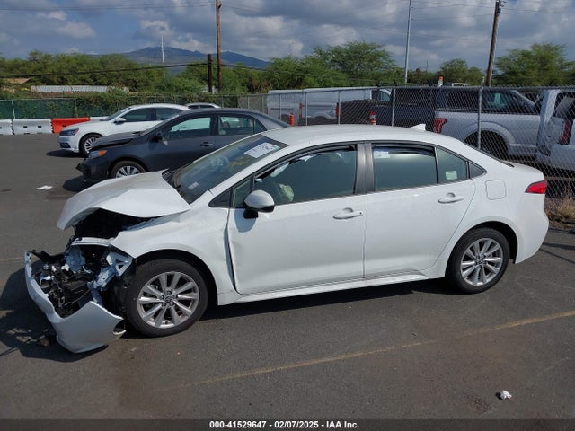 JTDB4MEE9R3025225 Toyota COROLLA LE