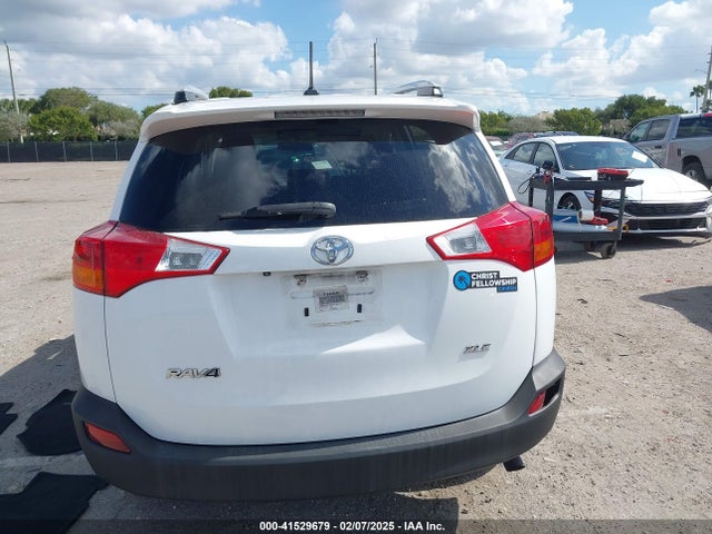 Toyota Rav4 Xle 2015 2T3WFREV8FW159015 Image 16