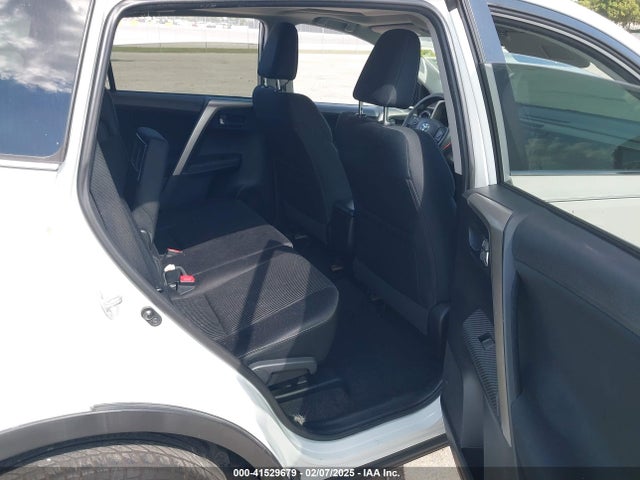Toyota Rav4 Xle 2015 2T3WFREV8FW159015 Image 8