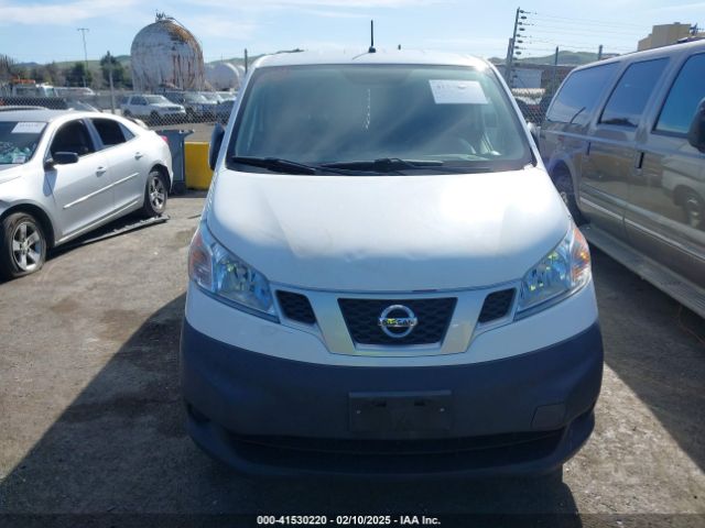 3N6CM0KN9FK693157 Nissan Nv200 S