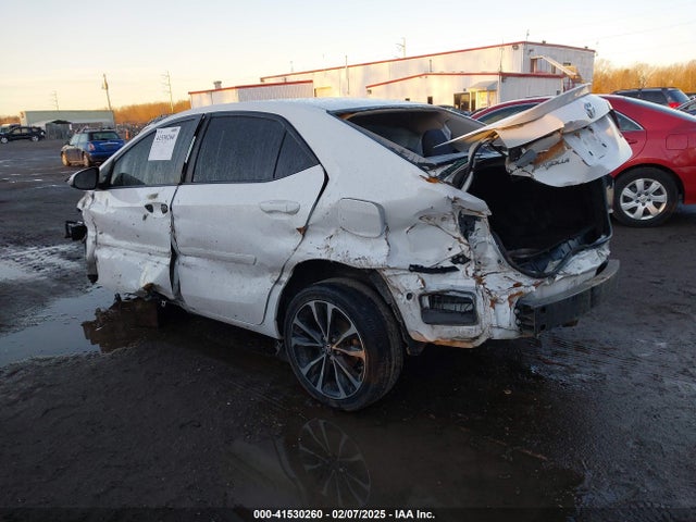 Toyota COROLLA SE 2017 2T1BURHE0HC764000 Image 3