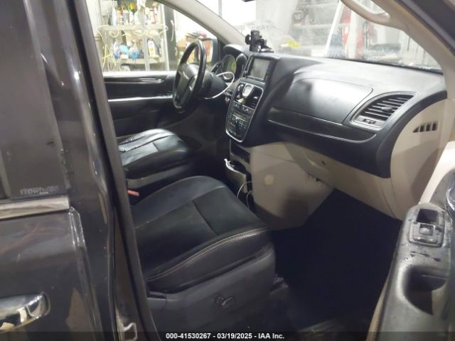 2011 CHRYSLER TOWN & COUNTRY 2A4RR8DG1BR783206 Photo 4