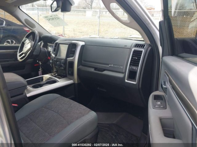 1C6RR7LT1HS598263 RAM 1500 Big Horn  4x4 5'7 Box