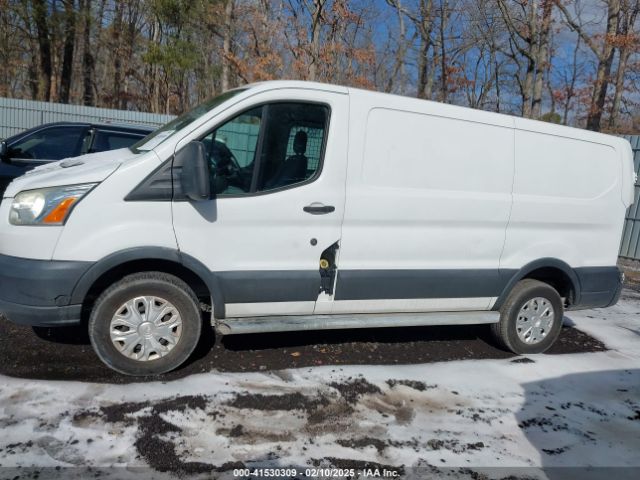 1FTNR1ZM8FKA66056 Ford Transit-250