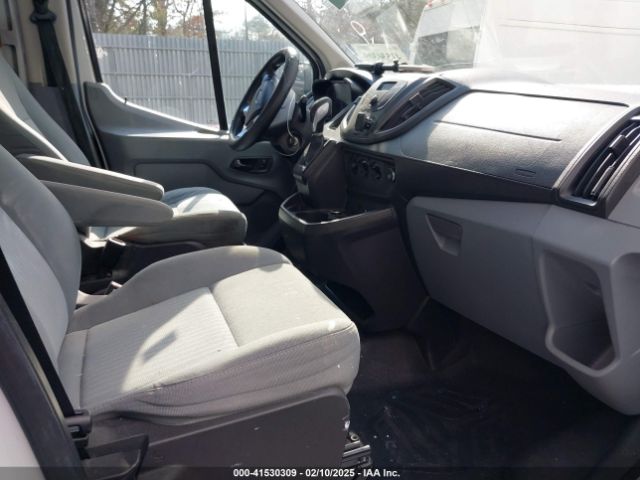 1FTNR1ZM8FKA66056 Ford Transit-250