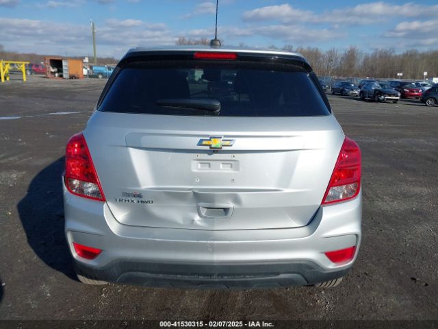 KL7CJNSB9LB033462 Chevrolet Trax Awd Ls