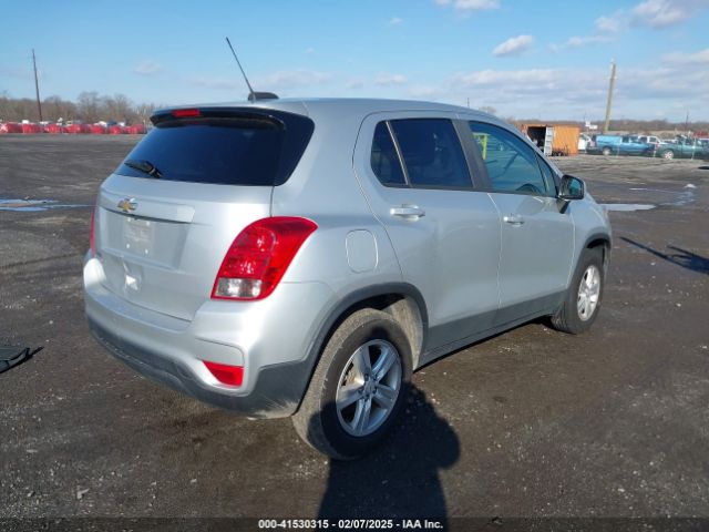KL7CJNSB9LB033462 Chevrolet Trax Awd Ls