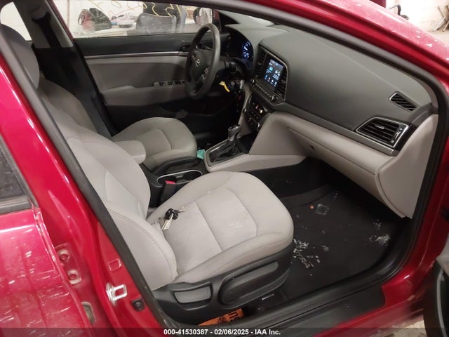 Hyundai ELANTRA SE 2018 5NPD74LF3JH360498 Image 5
